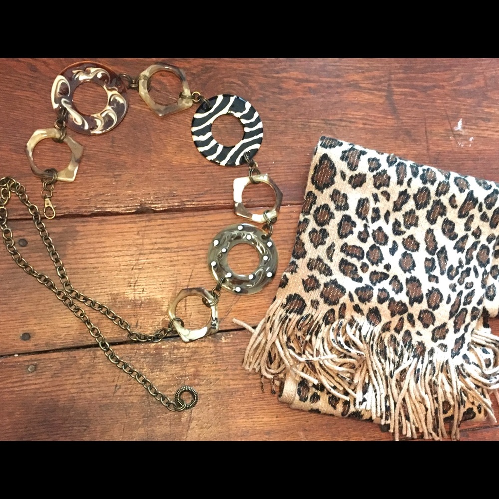 *****Sold*****   Fashion Hard Plastic With Metal Chain Link Belt